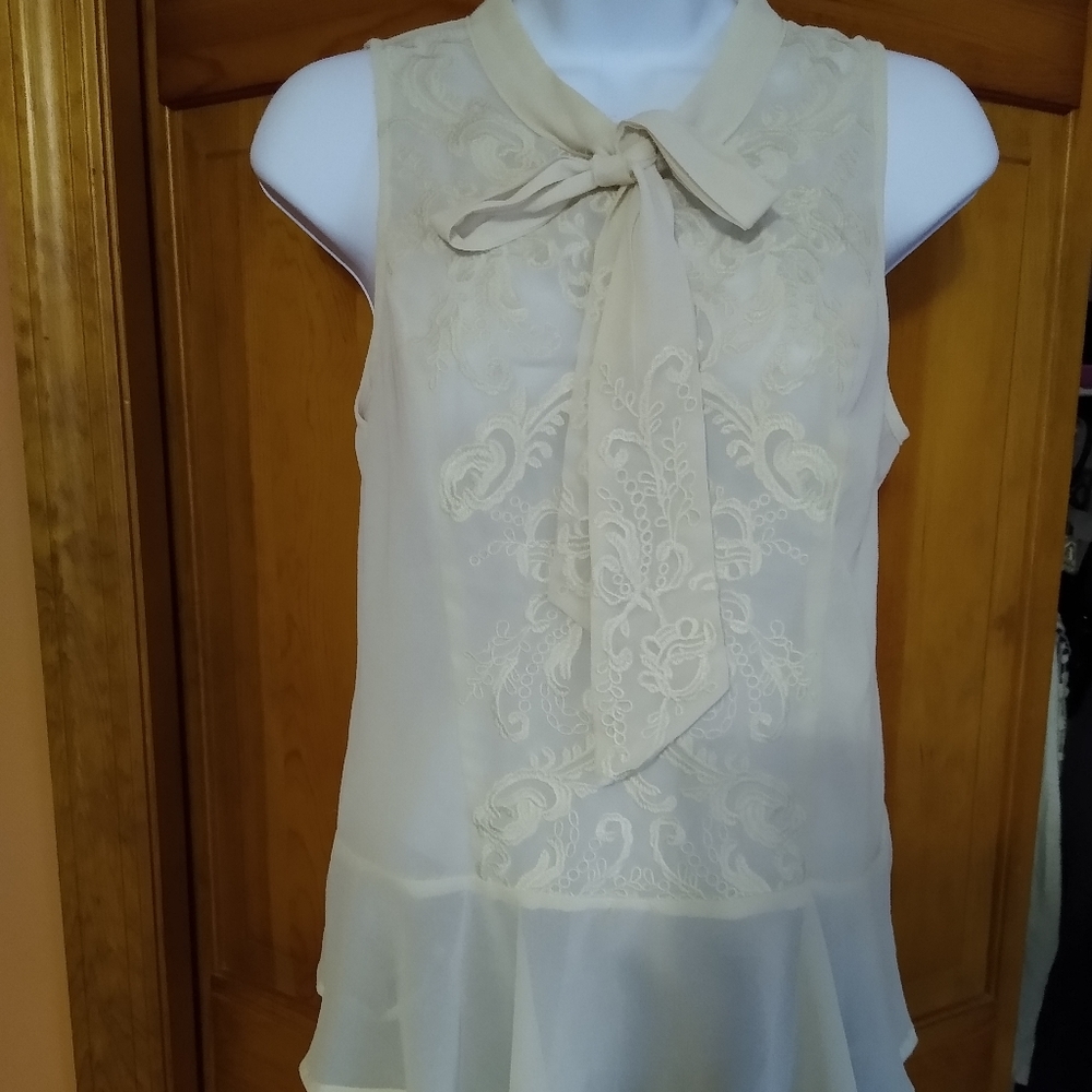 Forever 21 sleeveless blouse small